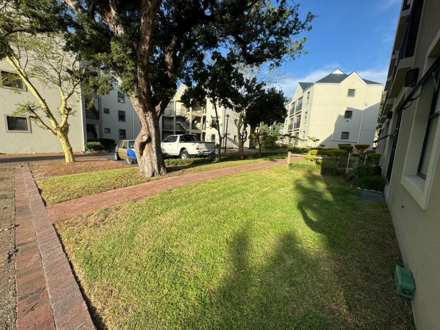 2 Bedroom Property for Sale in Silver Oaks Western Cape